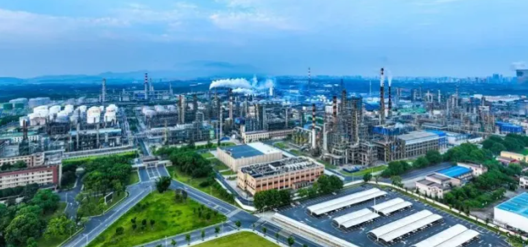 昆明沃创科技小程序定制开发功能模块与报价模式分析
